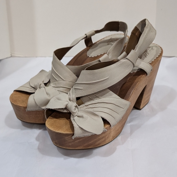 Anthro Miss Albright Platform Sandals, Cream Leather - Picture 2 of 13